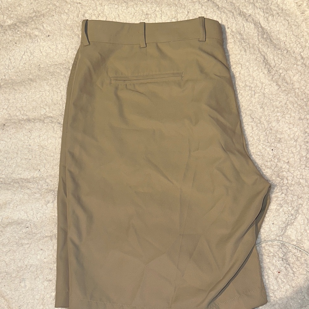 Walter Hagen Tan Shorts